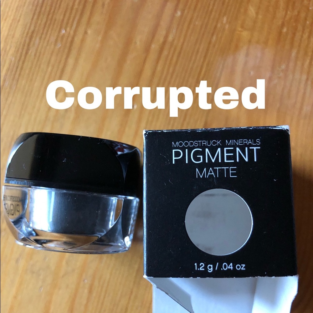 Moodstruck Eye Pigment